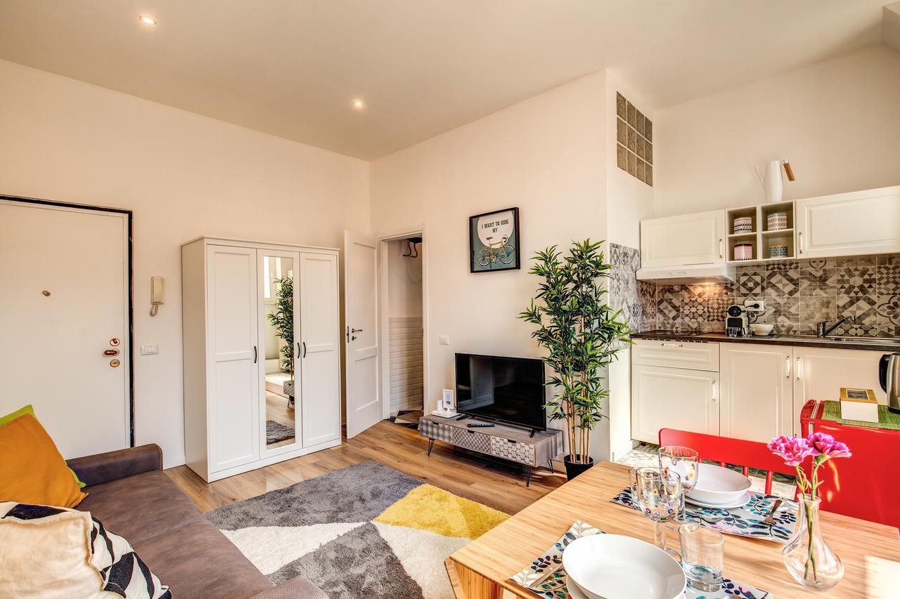 Loreto Charming Studio Milaan Buitenkant foto